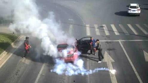 吃瓜鞭炮,揭秘传统民俗中的独特魅力