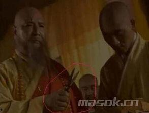 电影中吃瓜群众,见证时代变迁的平民视角